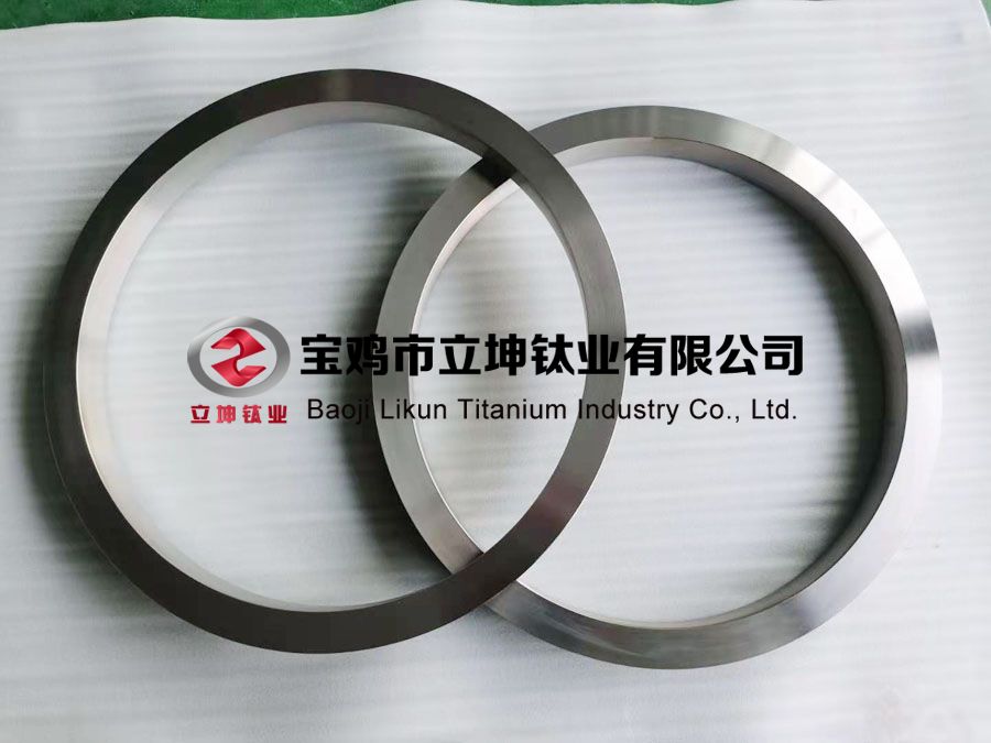 鍛造大直徑TC4鈦合金環(huán)